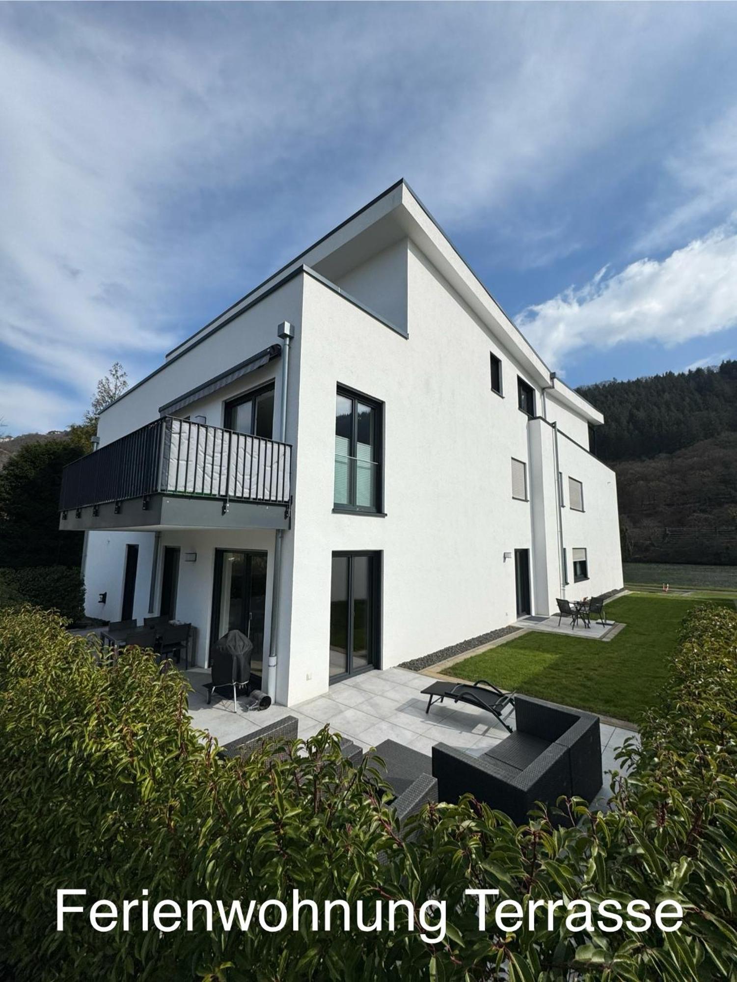 טראבן-טרארבאך "Auslese 54" -Direkt Am Moselufer- Gaestezimmer & Ferienwohnung מראה חיצוני תמונה